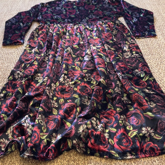 Vintage Handmade Velvet Floral Maxi Dress - Picture 6 of 13